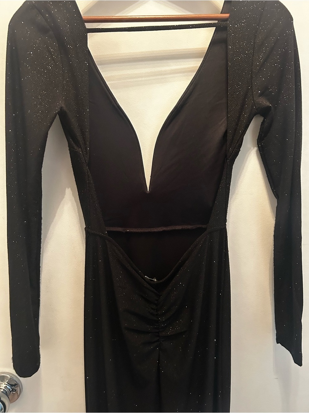 Lulu's Black Long-Sleeve Plunge V-Neck Evening Gown - Picture 3 of 6